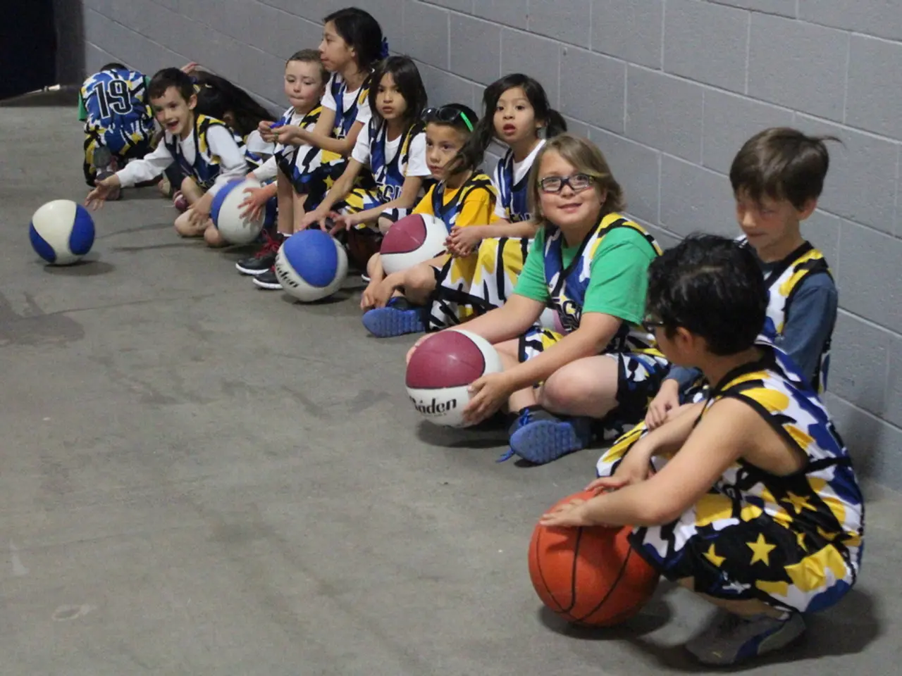 Kids taught waste sorting through game app by Müll AG: A fun game app developed by Müll AG helps...