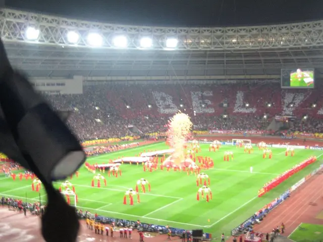 Graduation ceremony held at opponent's stadium for Phil Jones as he readies for a fresh profession...