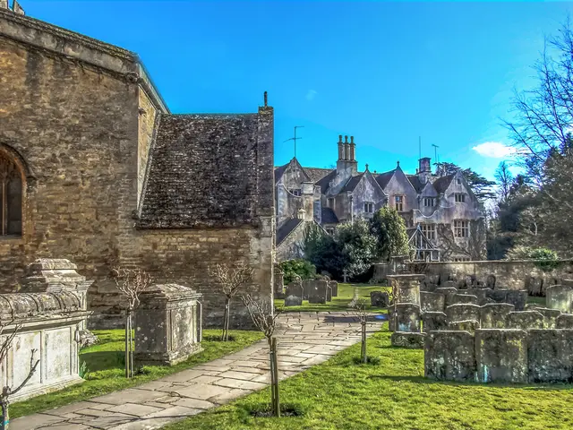 Transformed headline: Wes Hiatt Advocates for Sculpting Better Changes